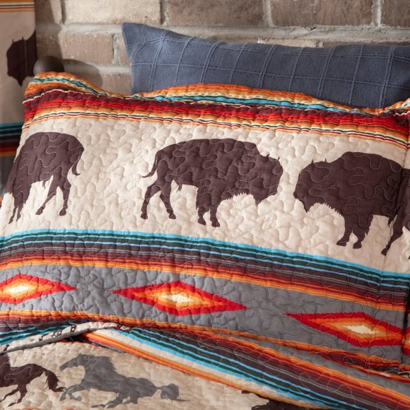 BRAND NEW IN PACKAGE ! Western Buffalo Horse Quilt with 2 pillow shams
